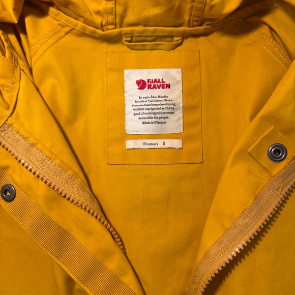 Fjällräven Women’s Vardag Anorak – Mustard Yellow, Size Small - Picture 6 of 9